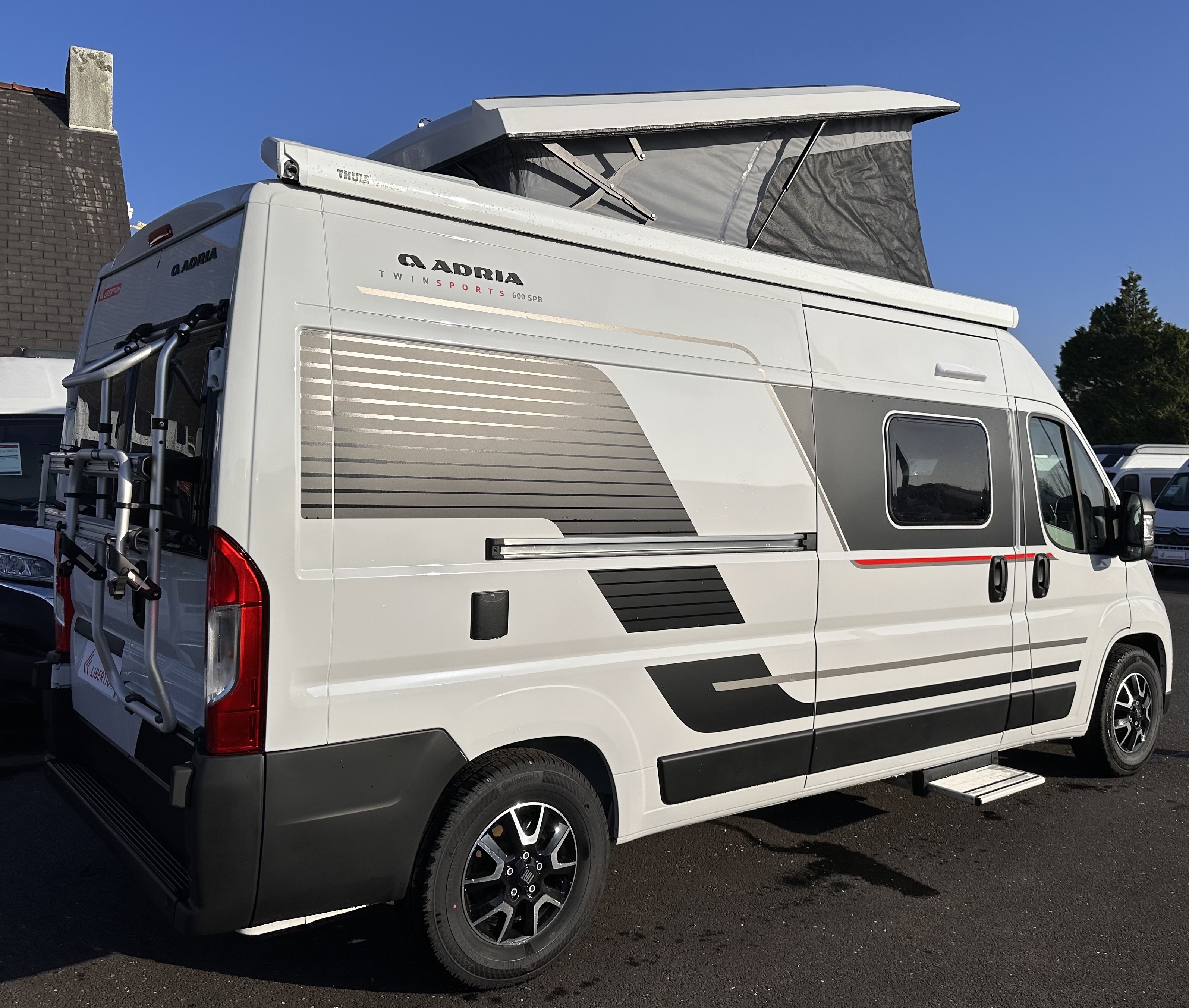 Fourgon Am Nag Adria Twin Sport Spb Neuf Libertium Brest Sud