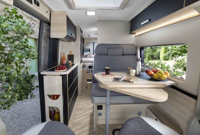 challenger intérieur