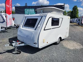 Comment choisir une mini-caravane ? - Aventure Loisirs & Vans